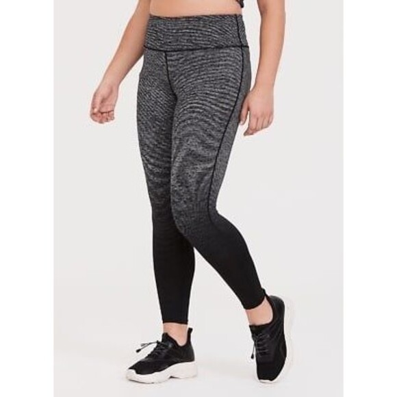 Torrid Active Black Gray Ombré Women's Workout Leggings Size 4 - Picture 1 of 4